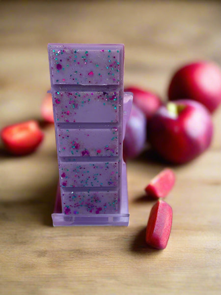 plum and rhubarb wax melt snap bar