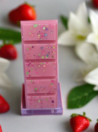 Strawberry and Lily Wax Melt Snap Bar